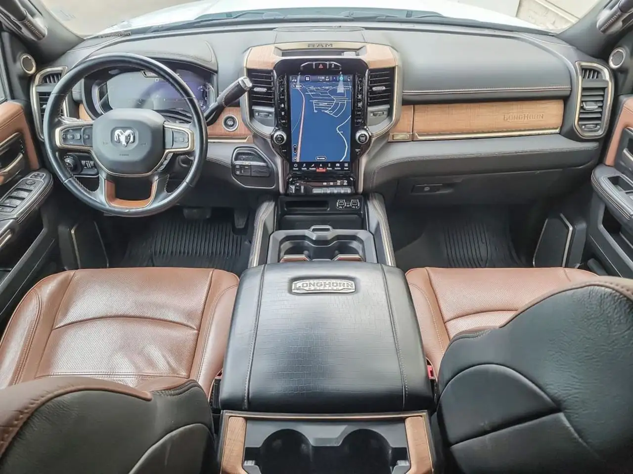 RAM 2500 снимка RAM 2500