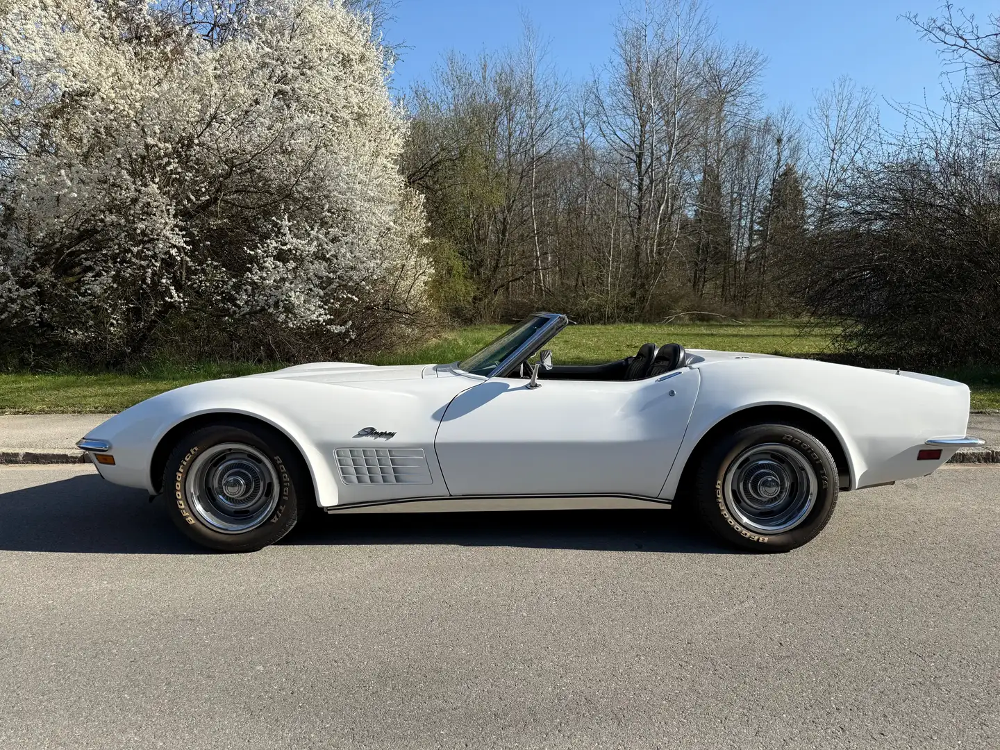 Corvette C3 Stingray Alb - 2