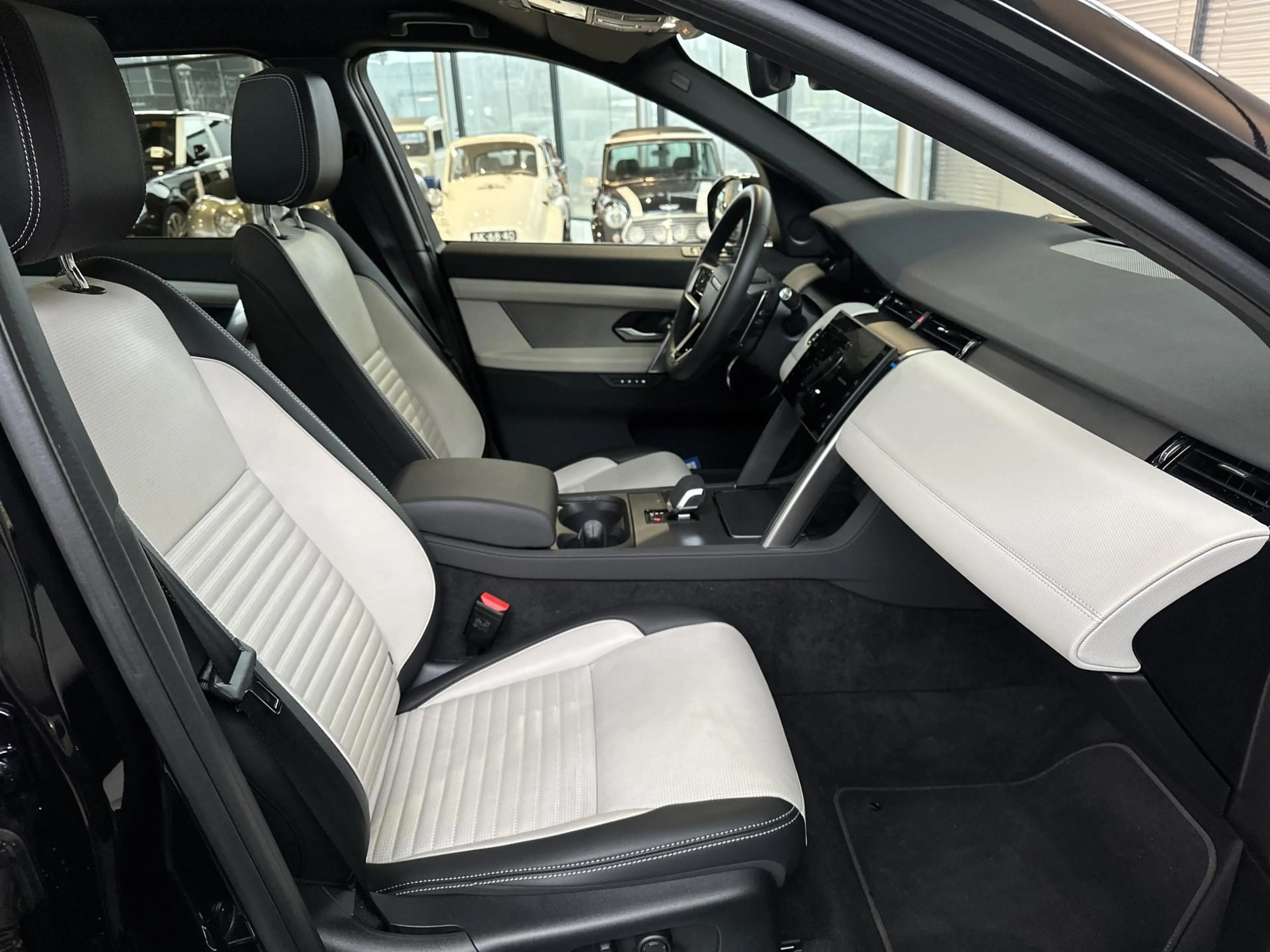 Land Rover Discovery Sport P270e Dynamic SE |Panorama|360°Cam| stoelverw. — photo 3
