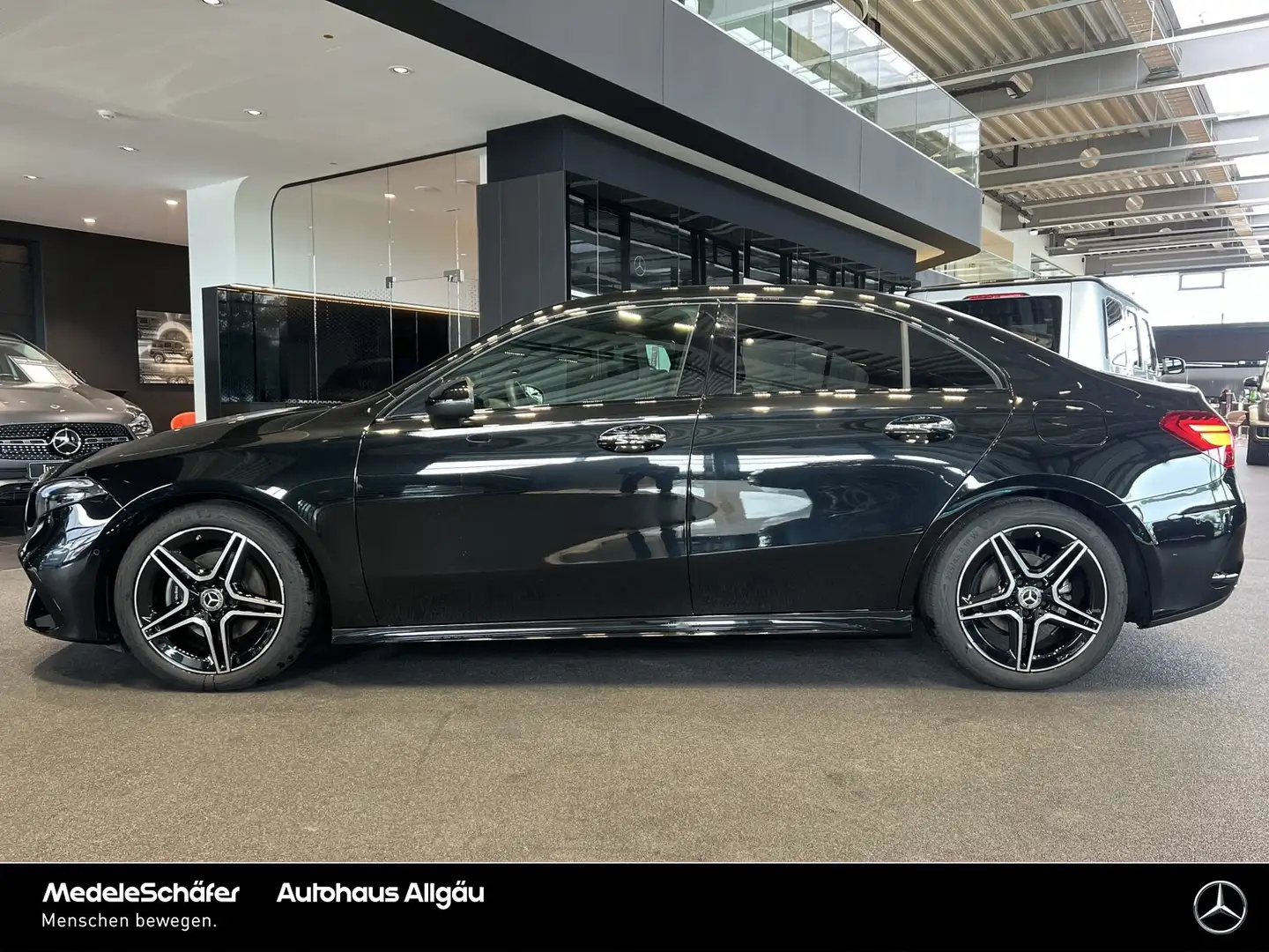 Mercedes-Benz A 200 A 200 d Limo AMG NIght Distronic Ambiente Keyless Schwarz - 2