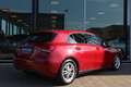 Mercedes-Benz A 180 Hatchback Business Solution Rood - thumbnail 2