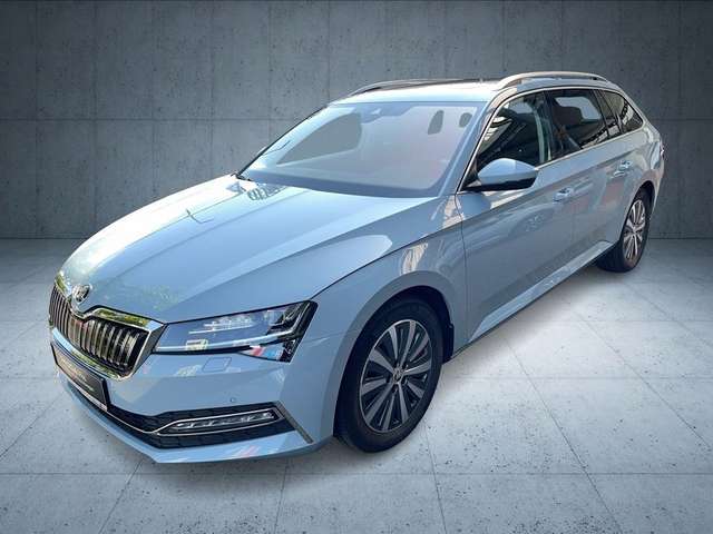 Skoda Superb Combi 1.4 TSI DSG iV Style Navi LED Pano