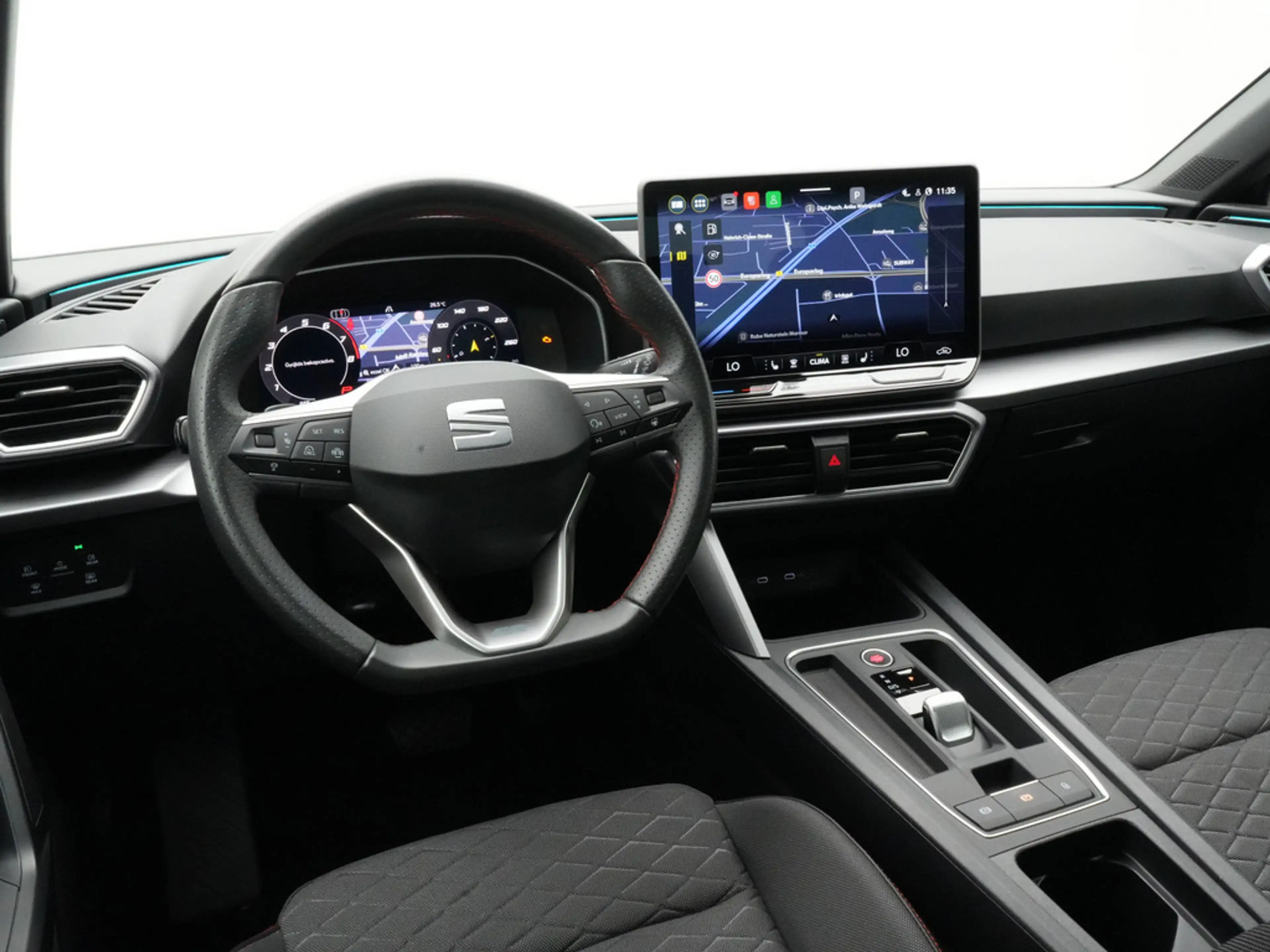 SEAT Leon ST FR DSG LED KAM KEYLESS ACC PDC NAVI — photo 8