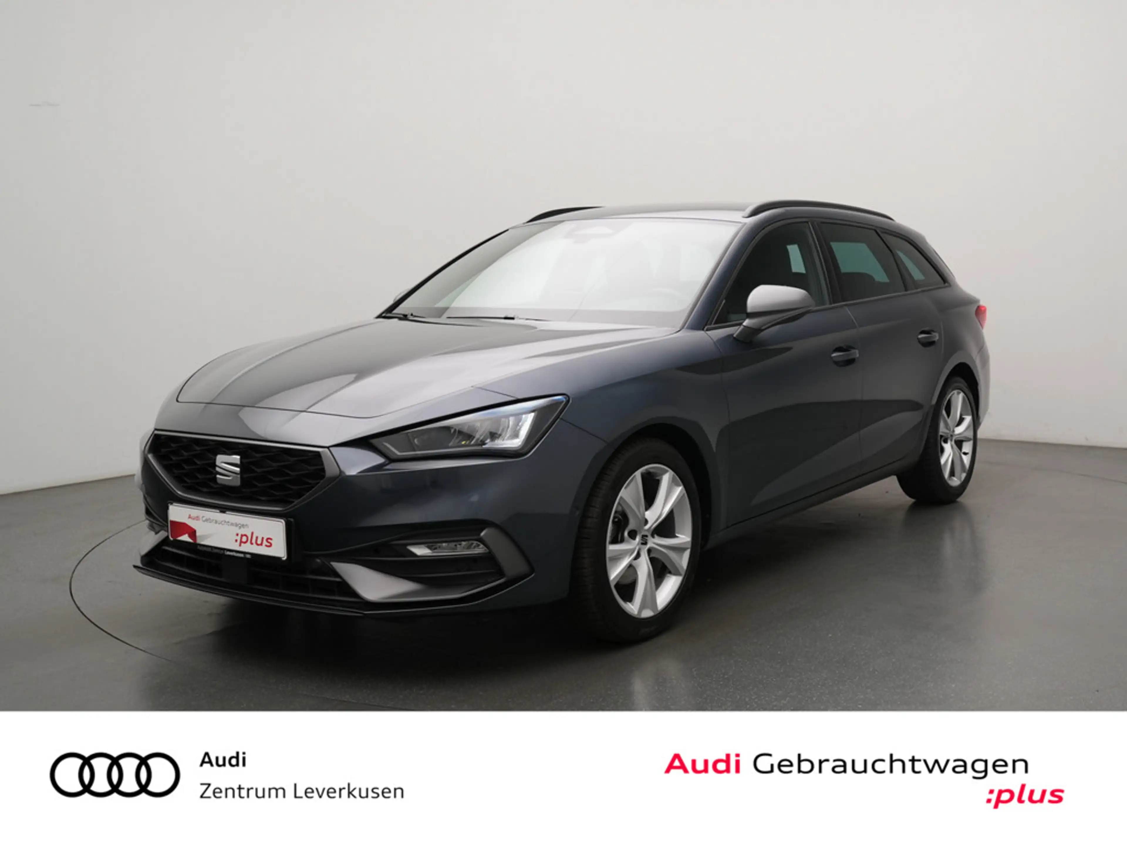 SEAT Leon ST FR DSG LED KAM KEYLESS ACC PDC NAVI