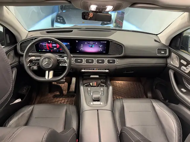 Mercedes-Benz GLE view 9