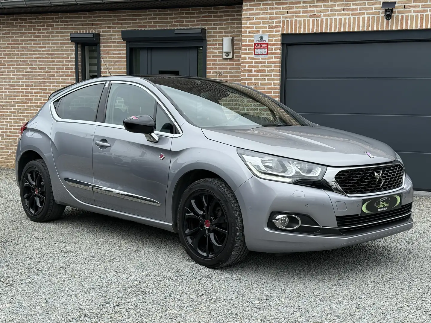 Citroen DS4 DS4 1.6 BlueHDi PERFORMANCE LINE Gris - 1