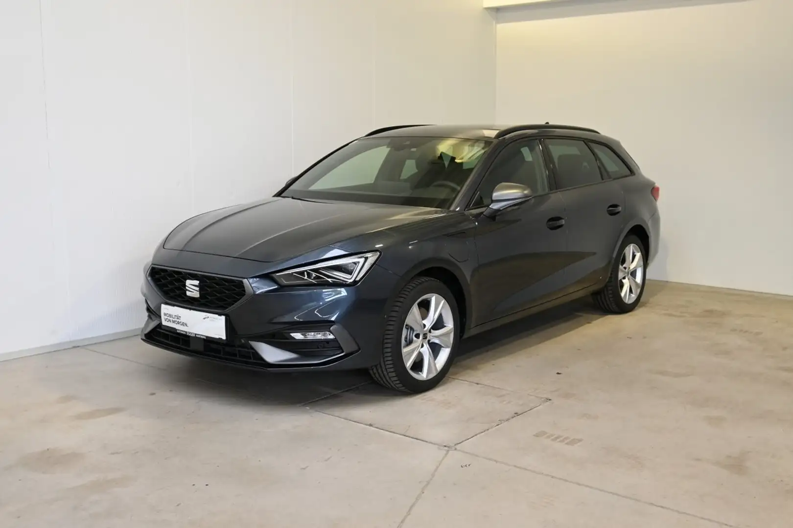 SEAT Leon FR e-HYBRID 150/204 DSG Grau - 1