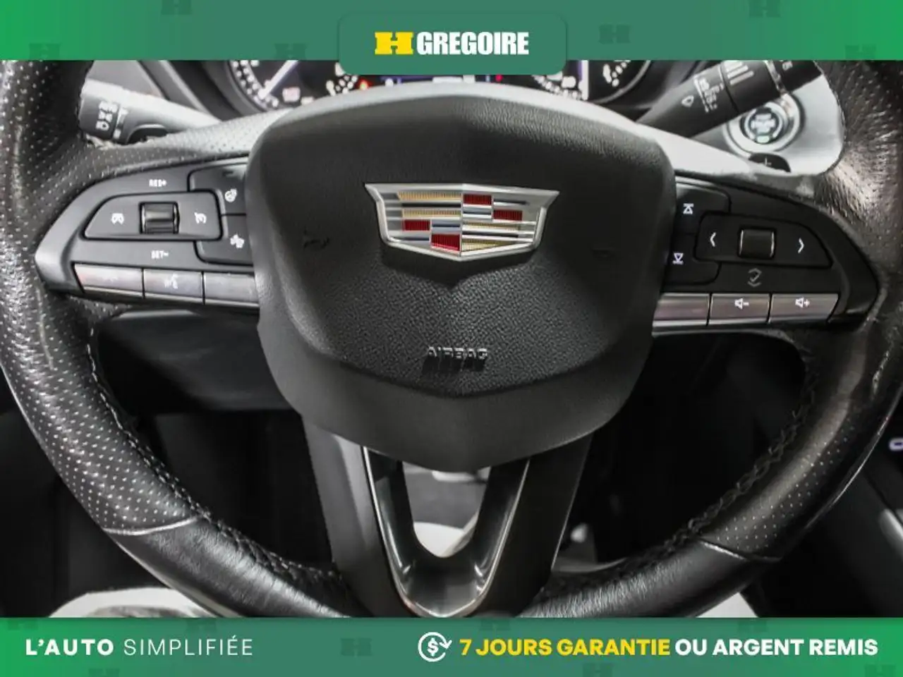 Cadillac XT4 снимка Cadillac XT4