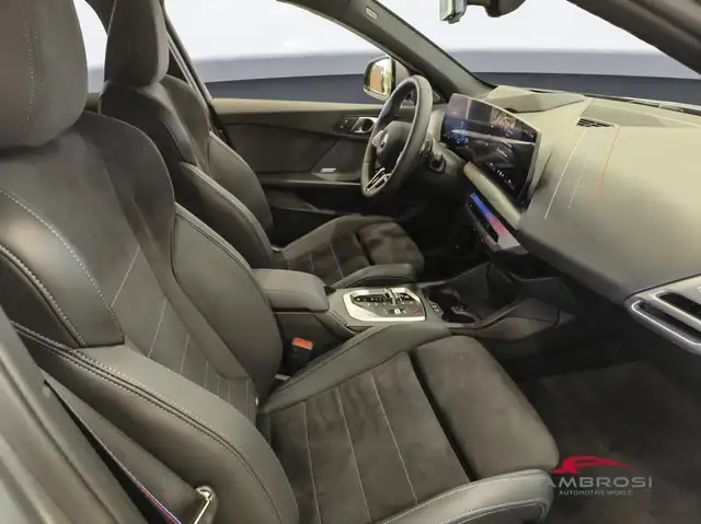 BMW 1 Series view 7
