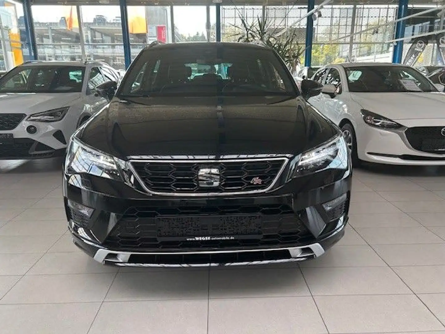 SEAT Ateca FR 4Drive Autom. GSD *PANO* Noir - 2