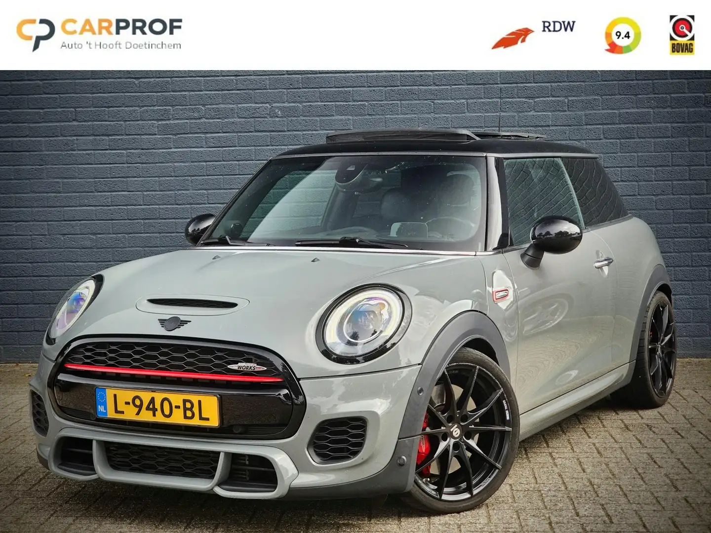 MINI John Cooper Works Mini 2.0 Chili / ADAPT. CRUISE / PANO / HUD / LEDE Gris - 1
