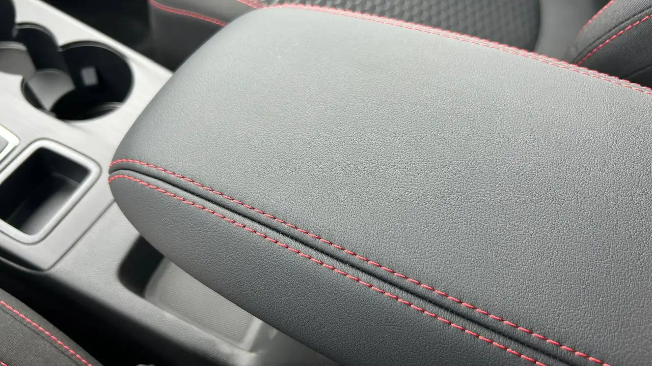 Ford Kuga FHEV 2.5 Duratec FWD ST-Line Ook in het blauw op stock!, миниатюра 17