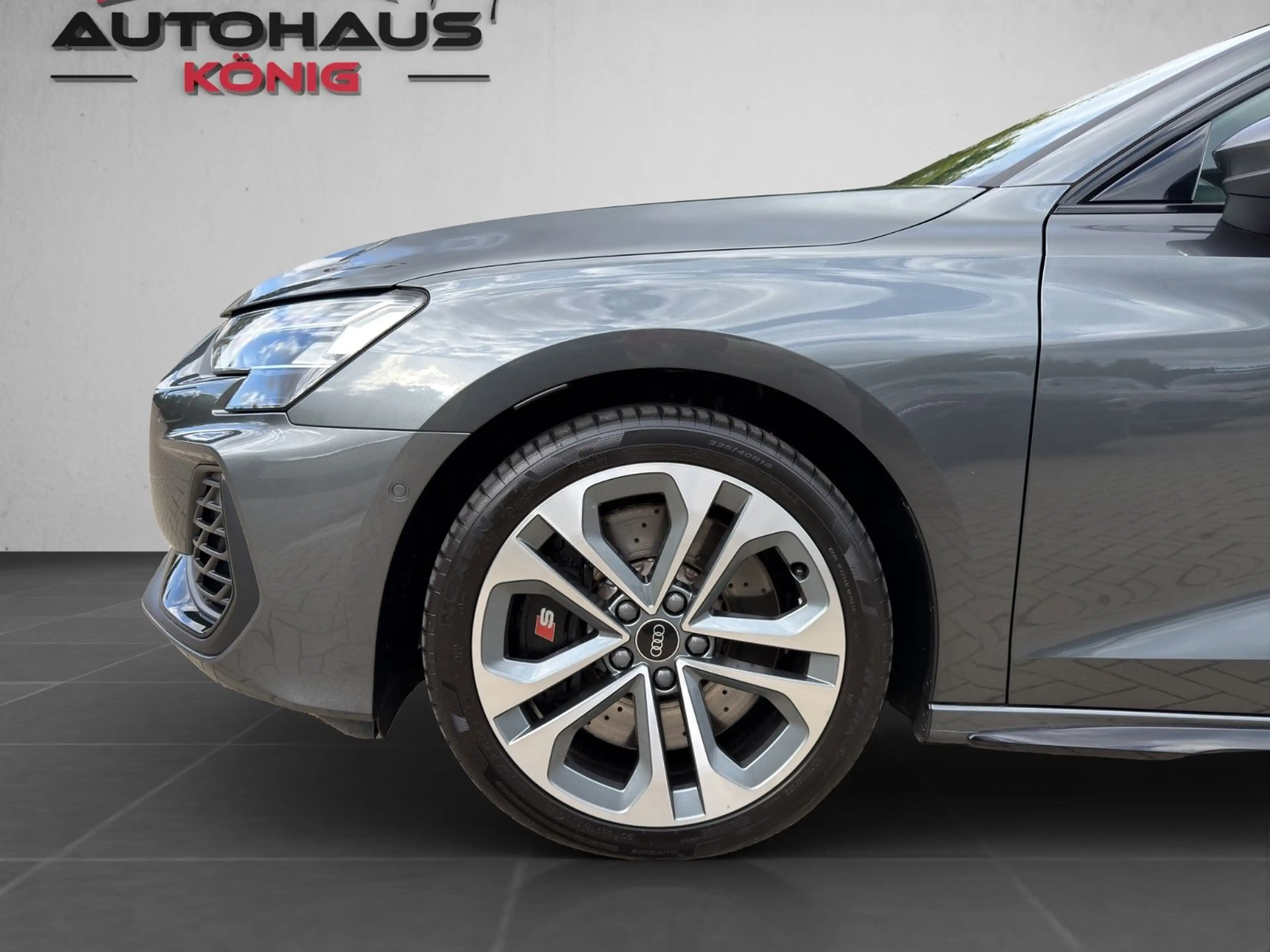Audi S3 Sportback*333PS* quattro*Garantie*PANO*H-UP — photo 9