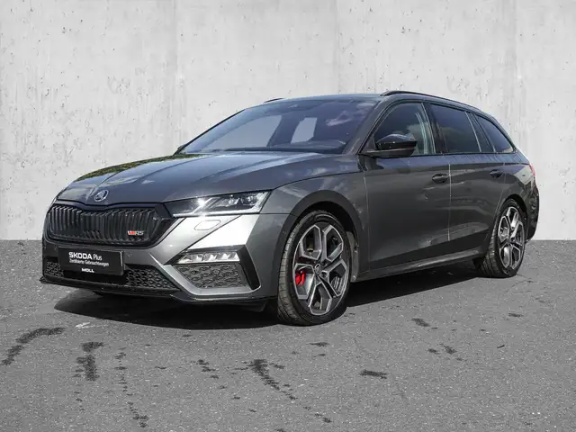 Skoda Octavia view 2