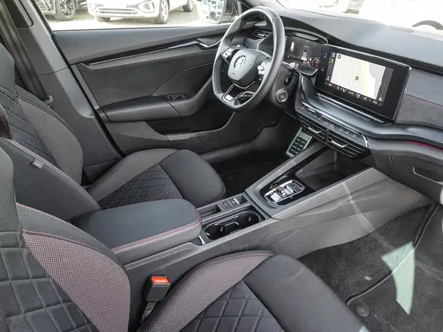 Skoda Octavia view 8