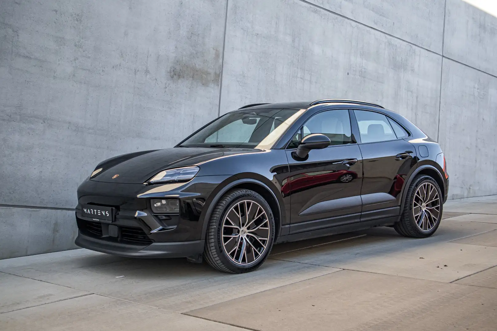 Porsche Macan Macan 4 100 kWh Noir - 1