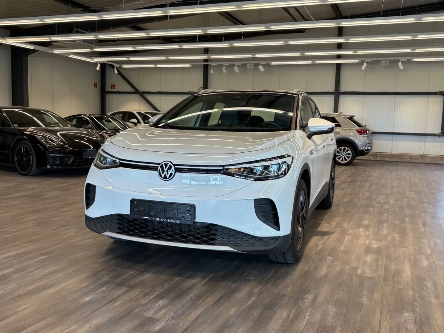 Volkswagen ID.4 Pure 109 kW Weiß - 2