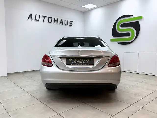 Mercedes-Benz C view 6