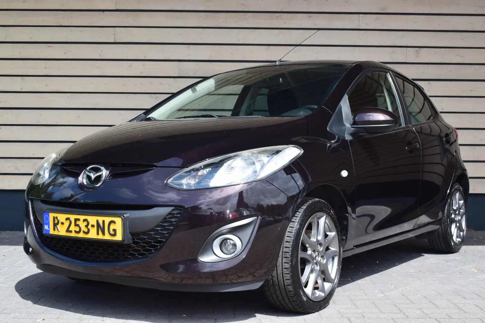Mazda 2 1.3 Navigator GT Bruin - 2