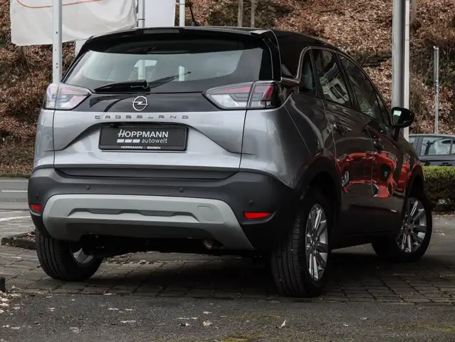 Opel Crossland view 3