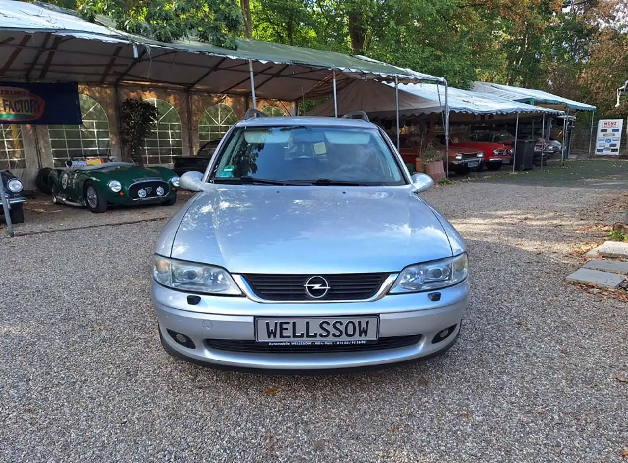 Opel Vectra 1.6 Caravan TÜV 03/2028, foto 8