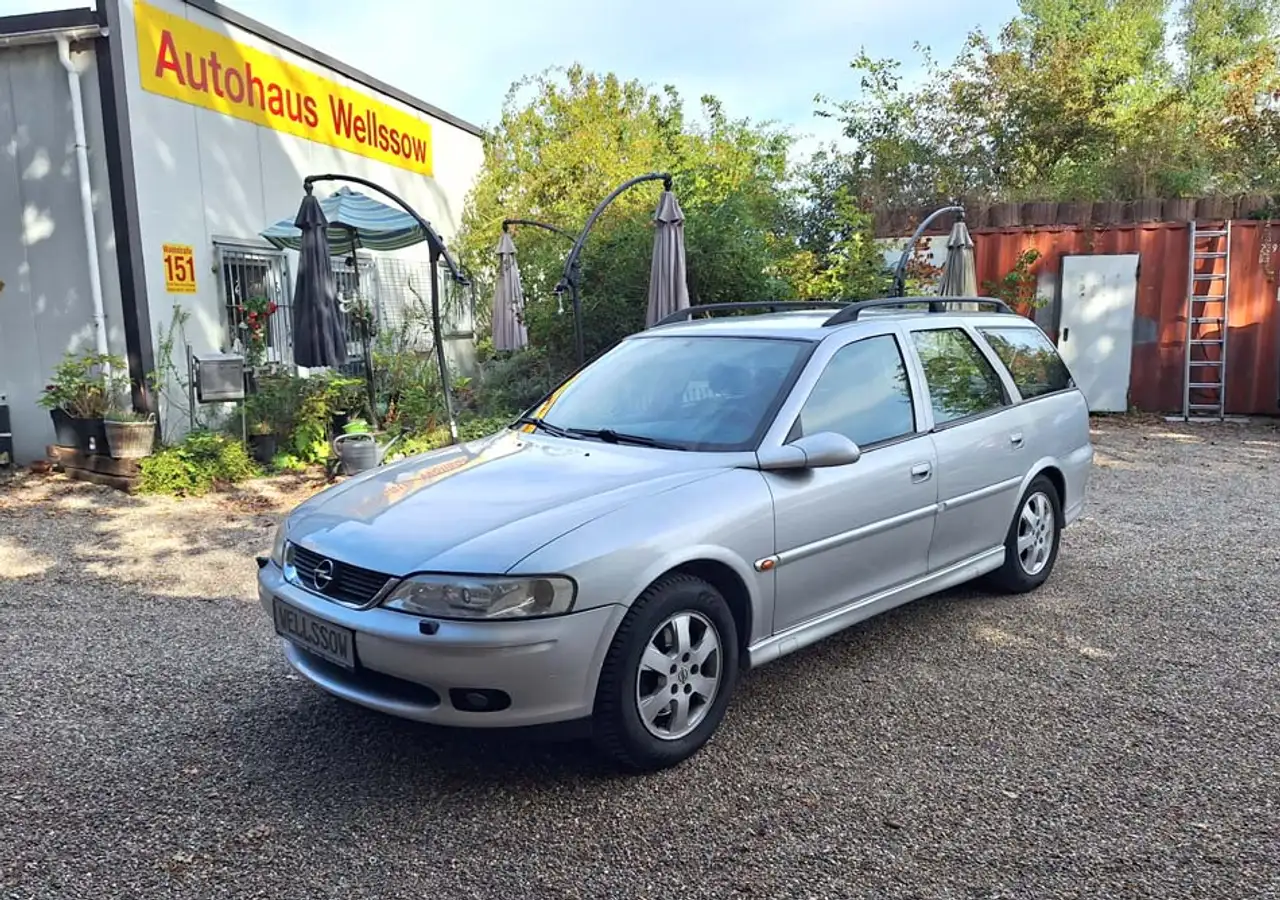 Opel Vectra 1.6 Caravan TÜV 03/2028, foto 2