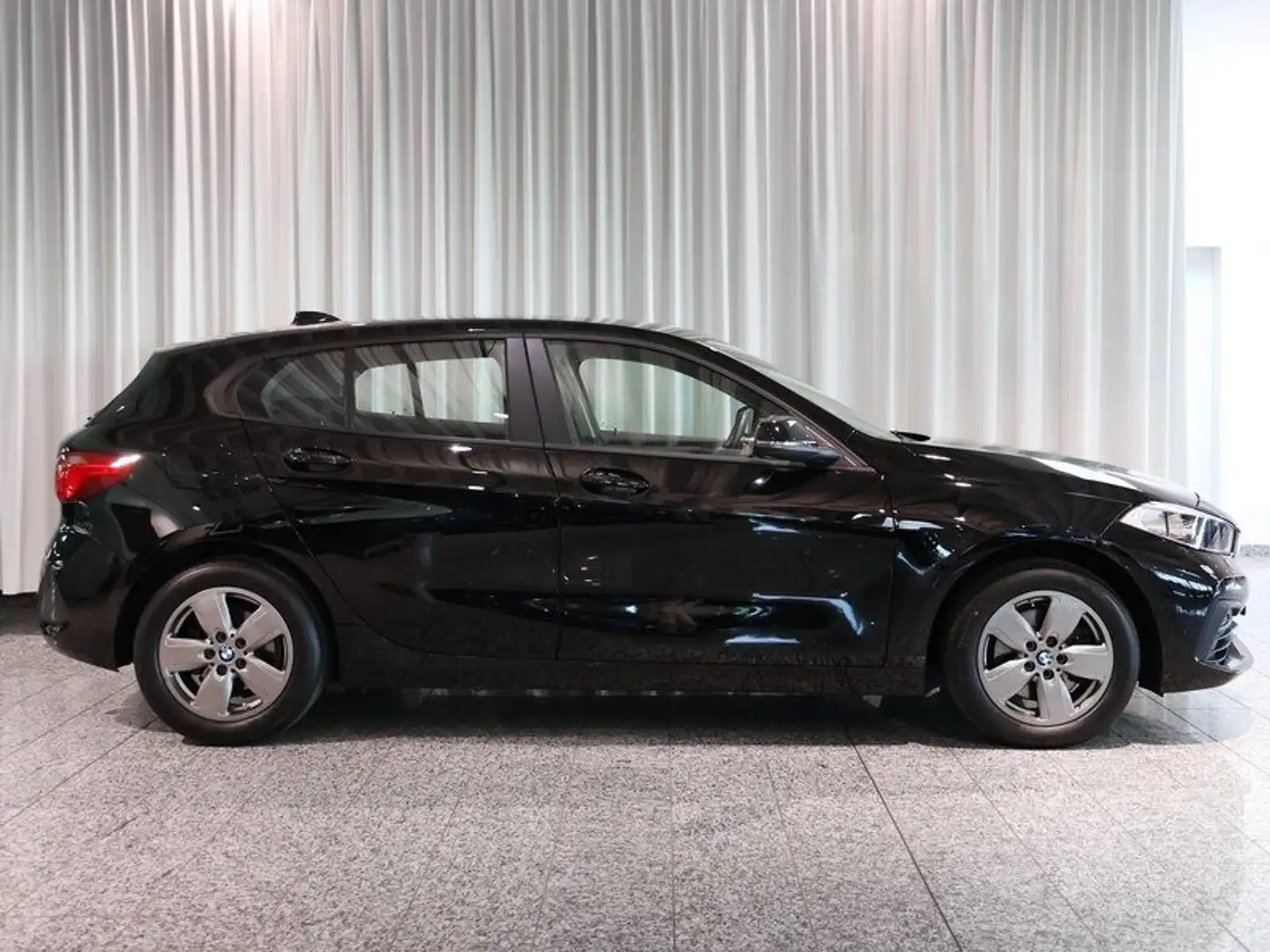 BMW 118 d Adv. PDC LivCockp. Shz Schwarz - 2