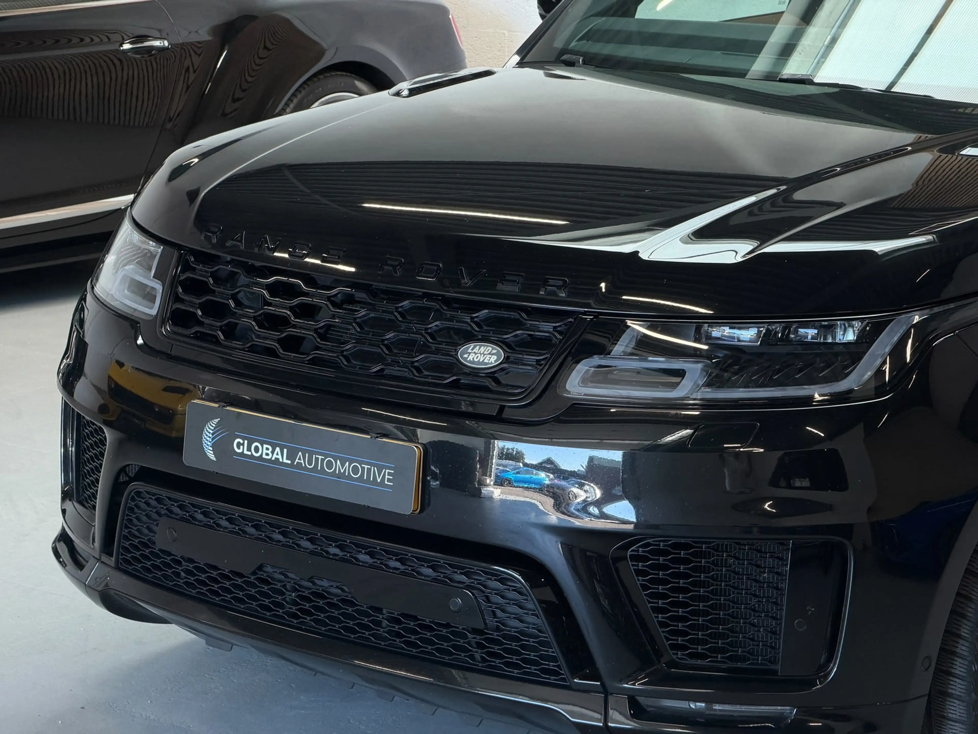 Land Rover Range Rover Sport P400e HSE DYNAMIC - PANORAMADAK - MERIDIAN - 22 IN — photo 35