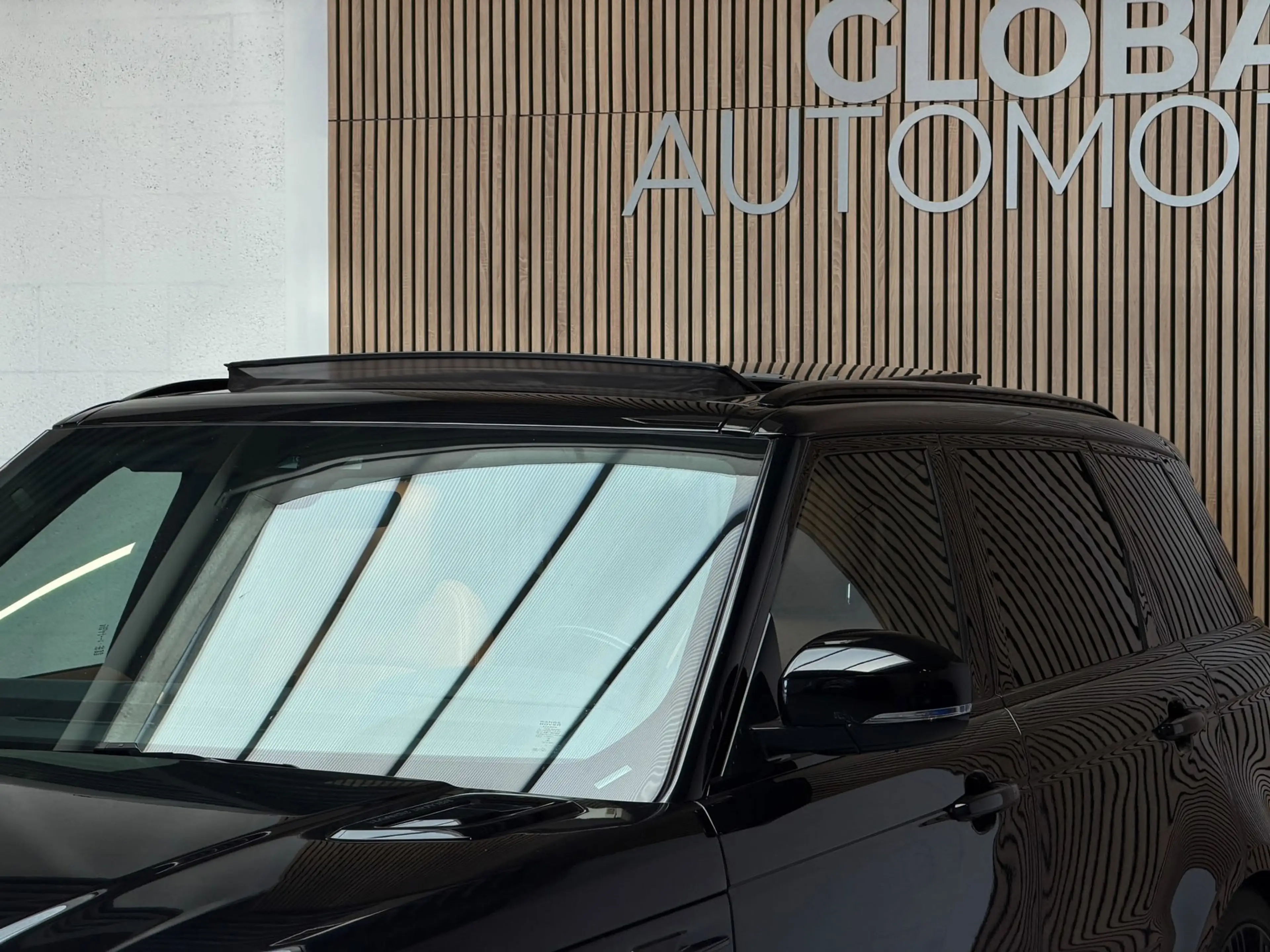 Land Rover Range Rover Sport P400e HSE DYNAMIC - PANORAMADAK - MERIDIAN - 22 IN — photo 36