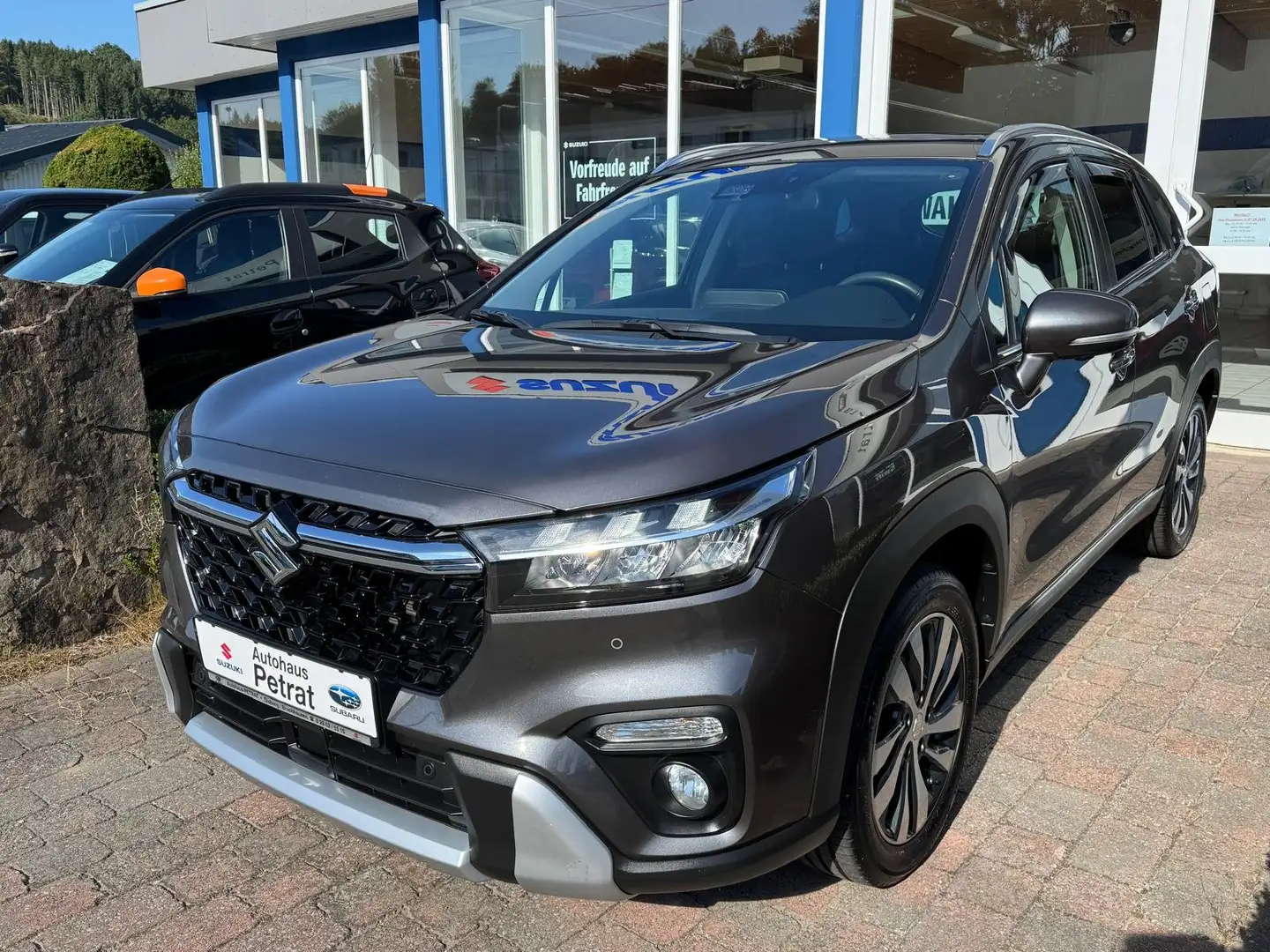 Suzuki S-Cross S-Cross 1.4 Boosterjet Hybrid ALLGRIP AT Comfort+ Grau - 1