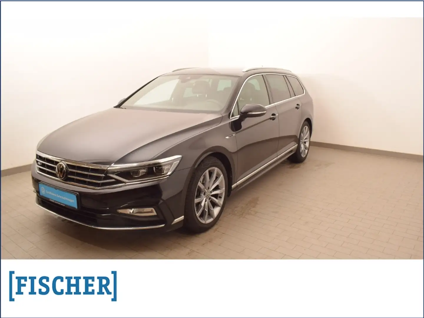 Volkswagen Passat Variant 1.5TSI DSG Elegance R-Line Matrix Navi Rear View Schwarz - 1
