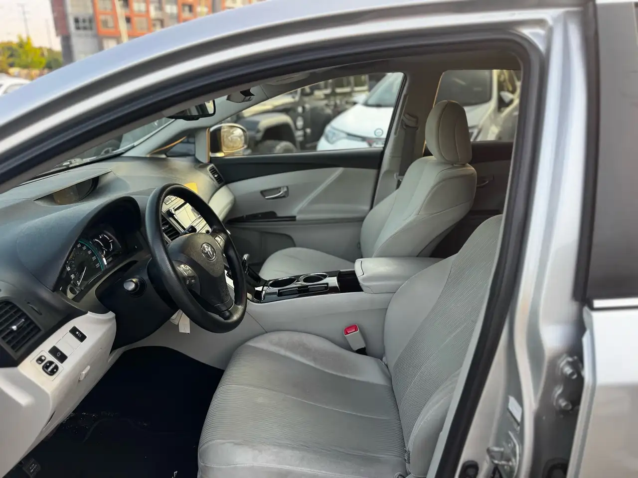 Toyota Venza снимка Toyota Venza