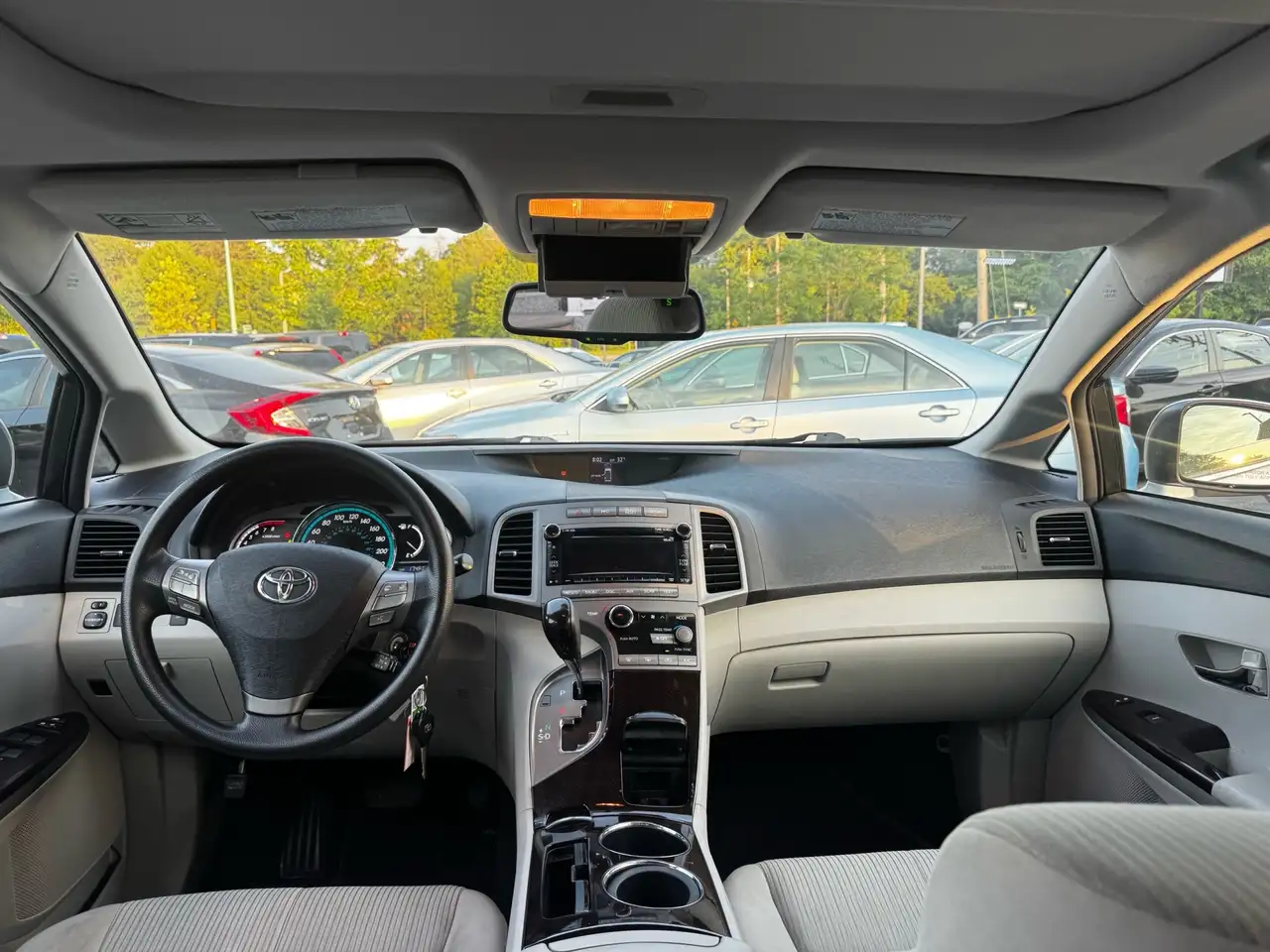 Toyota Venza снимка Toyota Venza