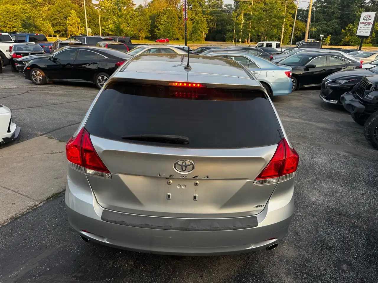 Toyota Venza снимка Toyota Venza
