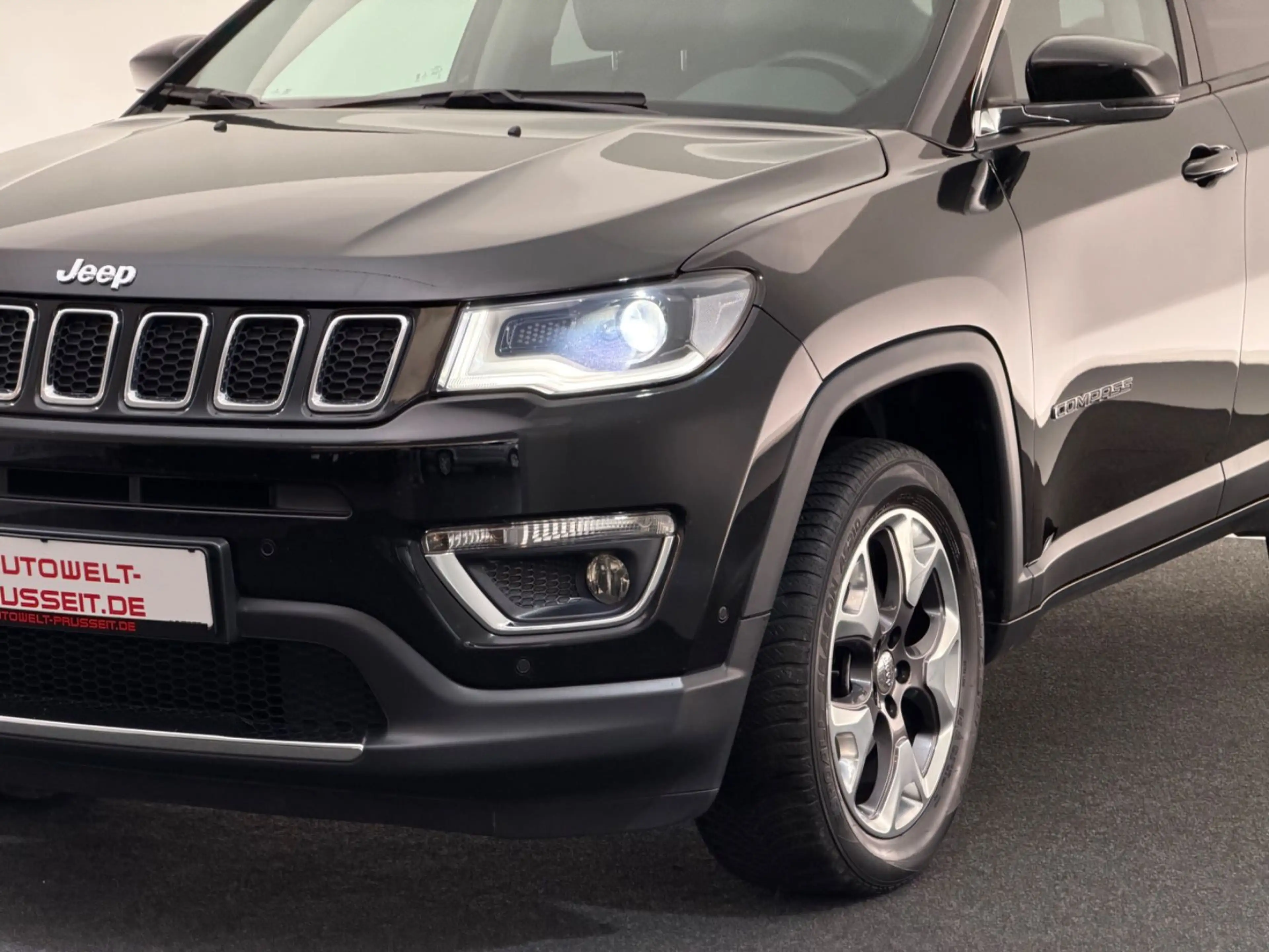 Jeep Compass 1.4 4WD*LIMITED*ACC-R.KAM-ALPINE-APP-LHZ — photo 13