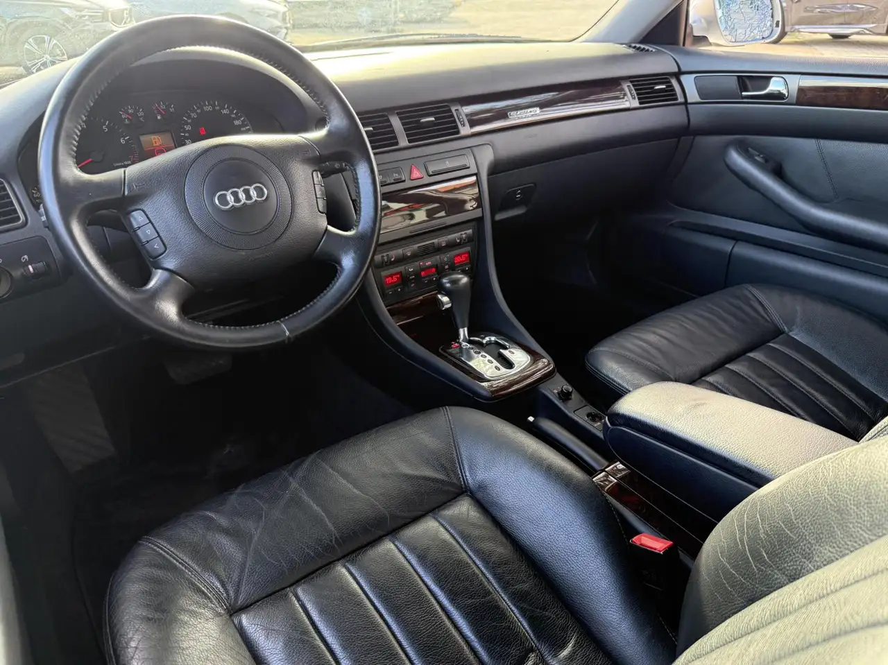 Audi A6 Limousine 2.8 5V quattro Advance 1 eigenaar, foto 5