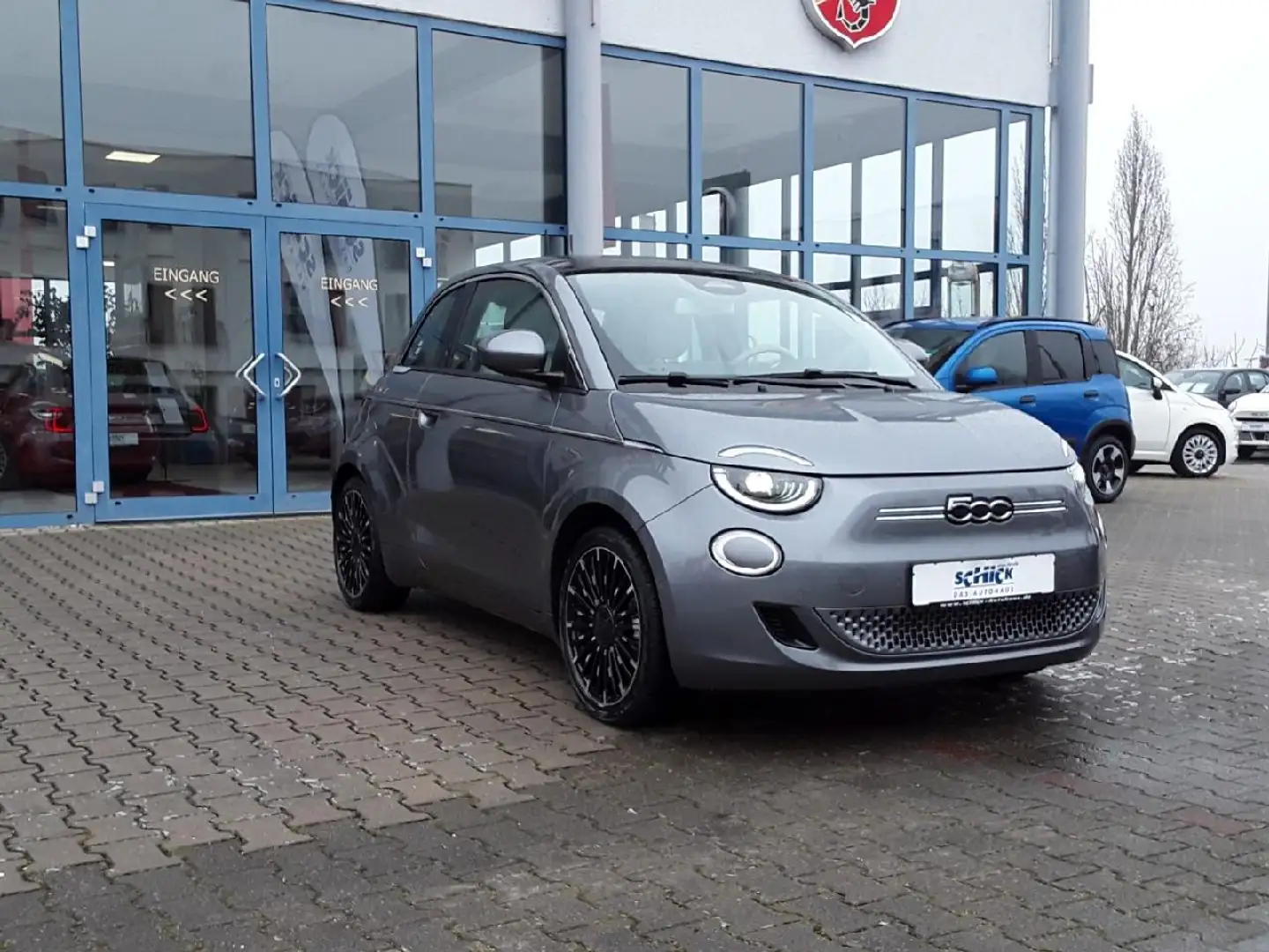 Fiat 500e 500e Lim. La Prima 42 kWh Šedá - 2