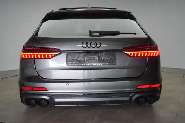 Audi S6 view 6