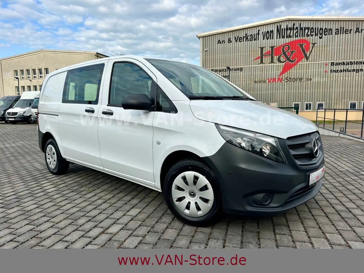 Mercedes-Benz VITO 116 CDI MIXTO COMP/AUT/KLIMA/NAV/DAB/STHZG Weiß - 1