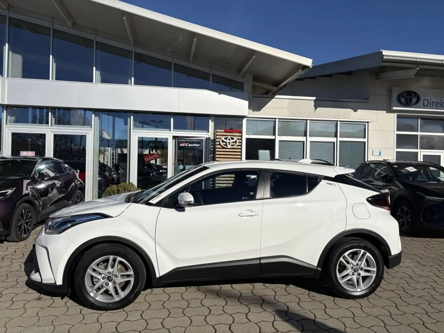 Toyota C-HR Hybrid Flow *TOP* Weiß - 2