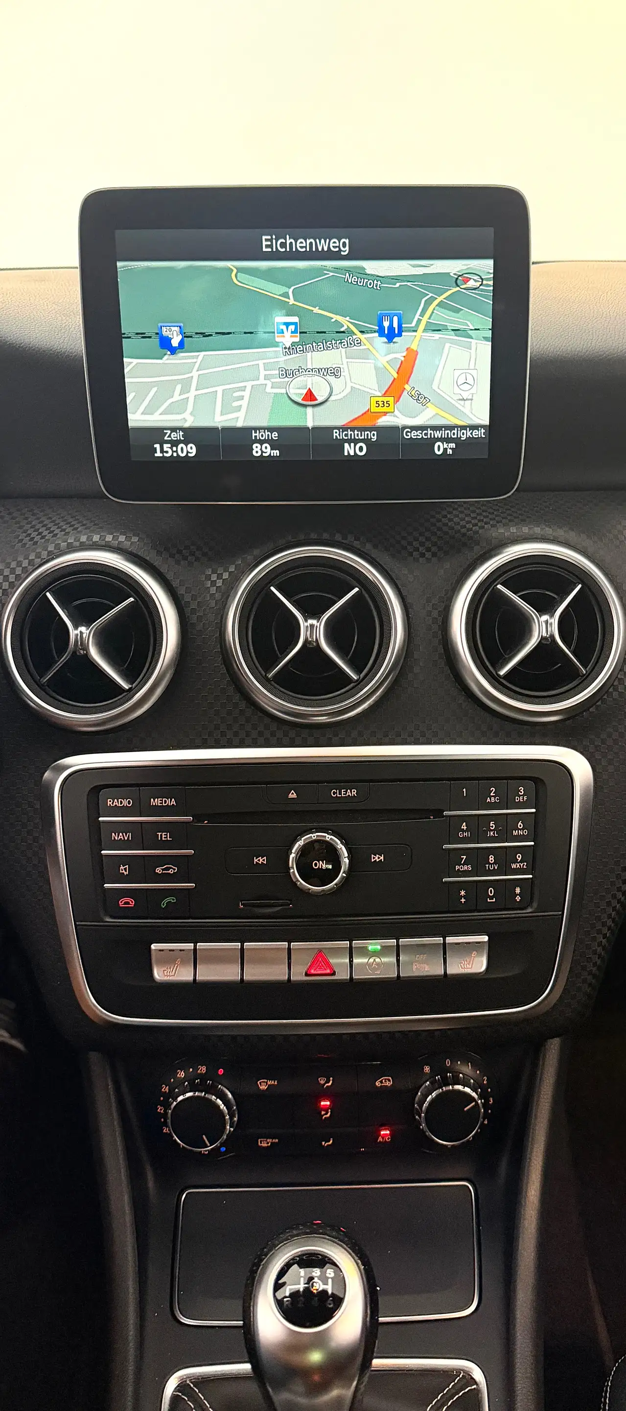 Mercedes-Benz A 180 A 180 BlueEfficiency, TÜV 02/28 — photo 10