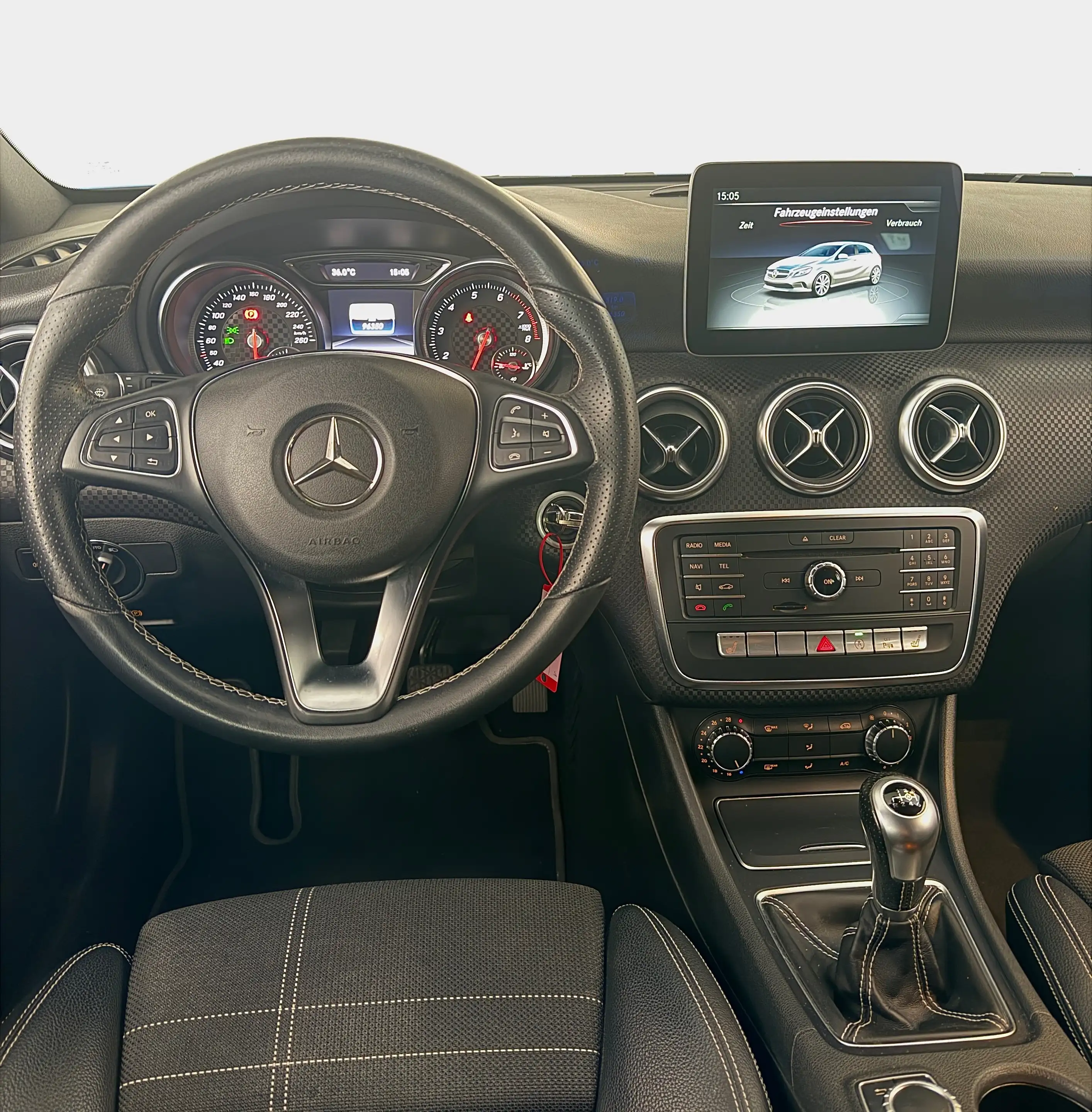 Mercedes-Benz A 180 A 180 BlueEfficiency, TÜV 02/28 — photo 6