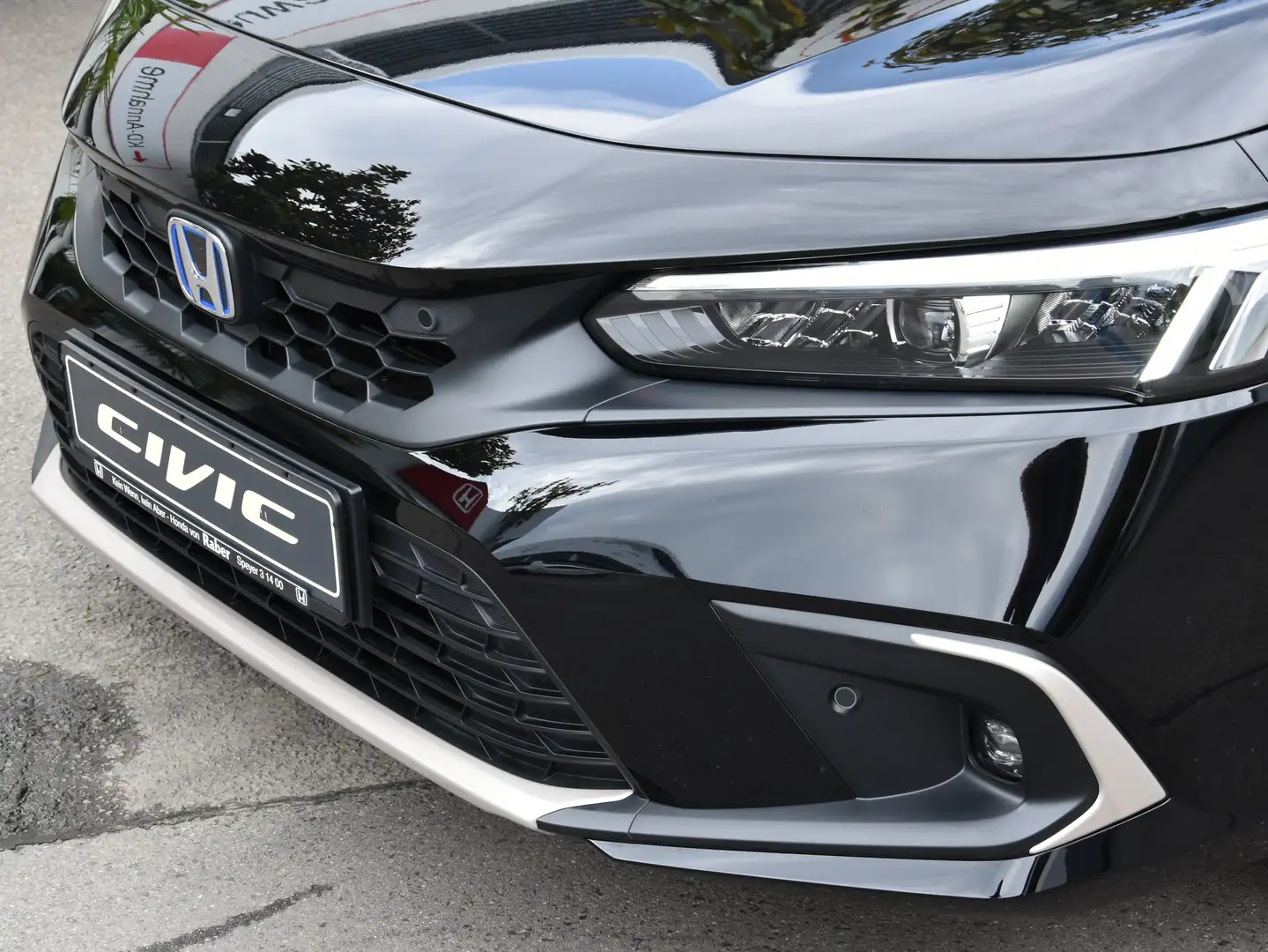 Honda Civic e:HEV Advance*Pano-Dach*LED* Schwarz - 2