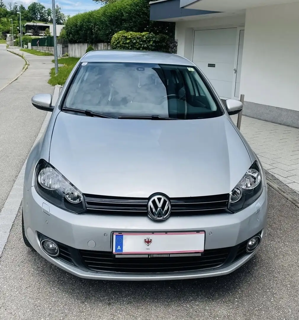 Volkswagen Golf Trendline 1,6 TDI DPF Grau - 2