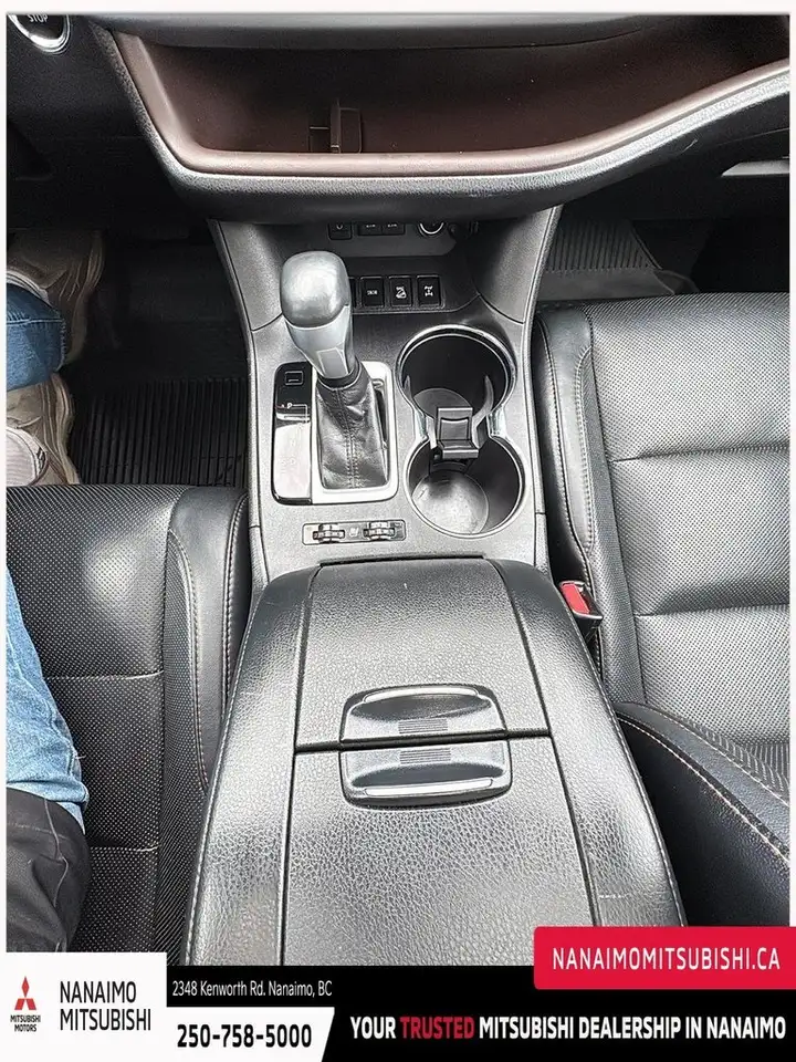 Toyota Highlander снимка Toyota Highlander