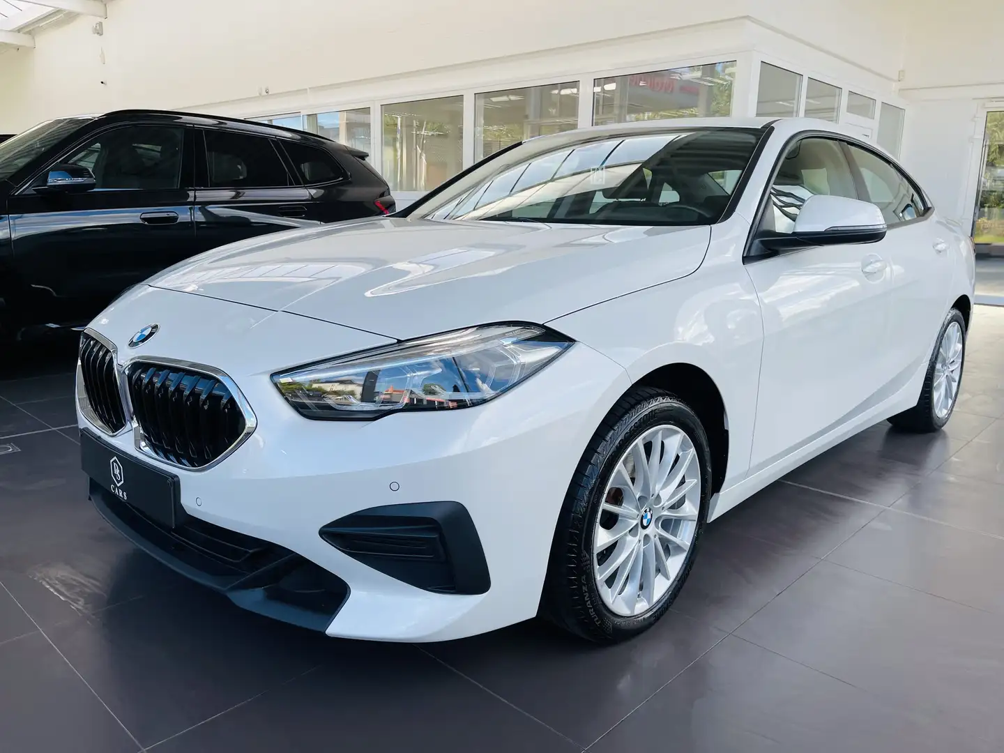 BMW 216 GC dA *** GARANTIE + LED + CUIR + COCKPIT + GPS PRO *** Weiß - 1