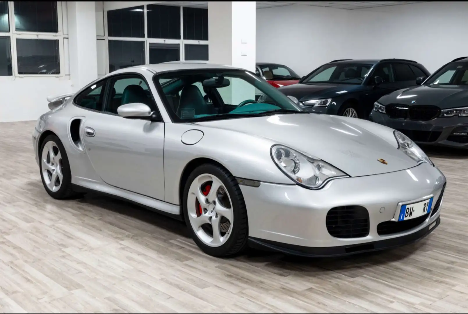 Porsche 996 911 Coupe 3.6 Turbo - 1