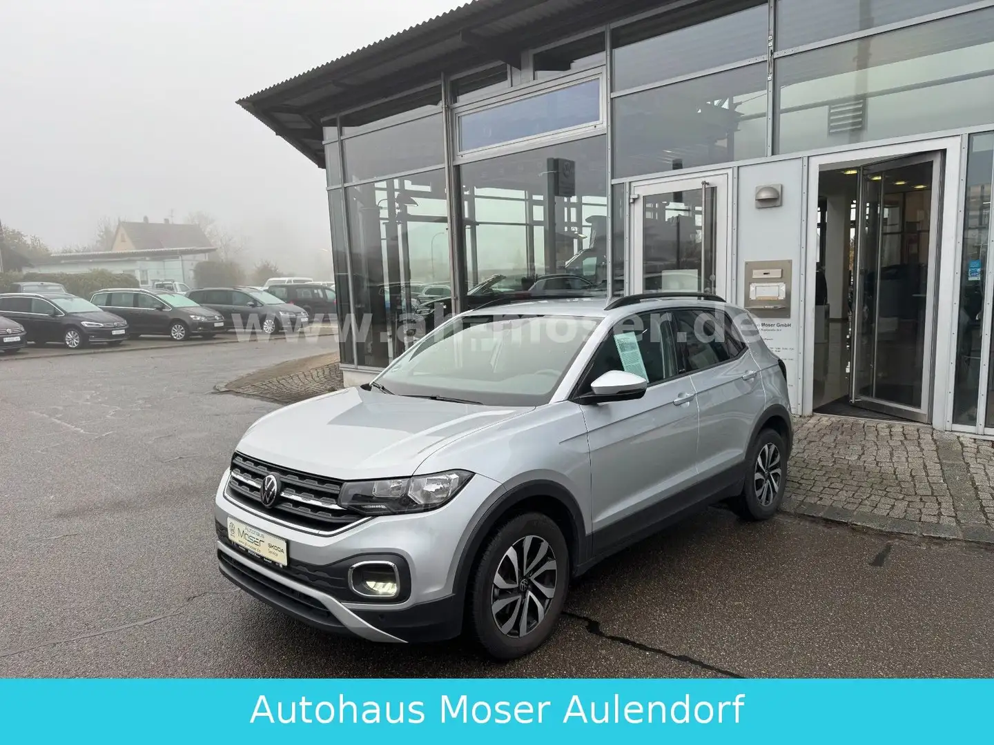 Volkswagen T-Cross Active  NAVI/MULTIMEDIA/SH/MFL/ACC Plateado - 1