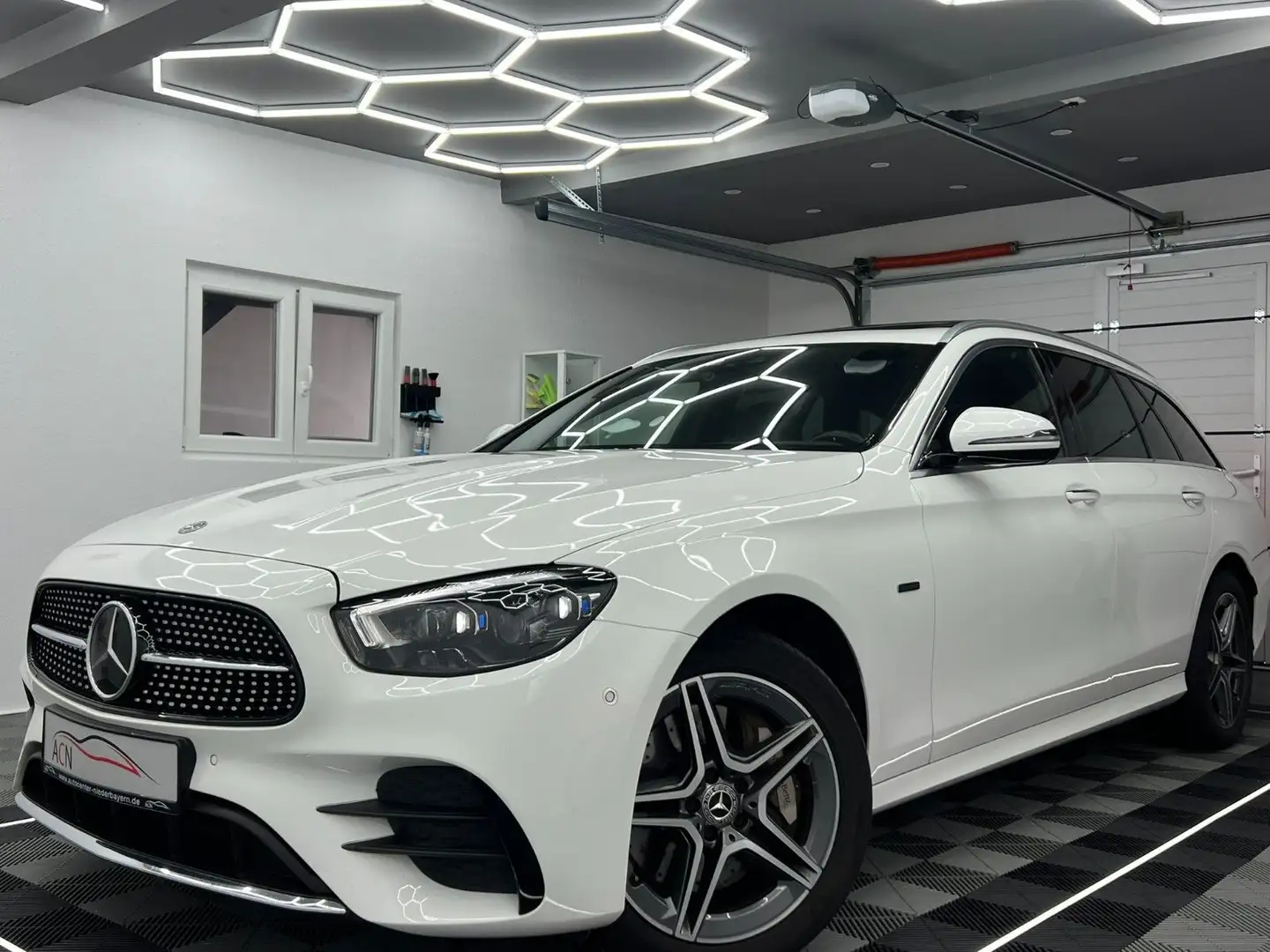 Mercedes-Benz E 300 de 4Matic/eGSD/AHK/DAB/AMBI/DISTRONIC PLUS Blanco - 1