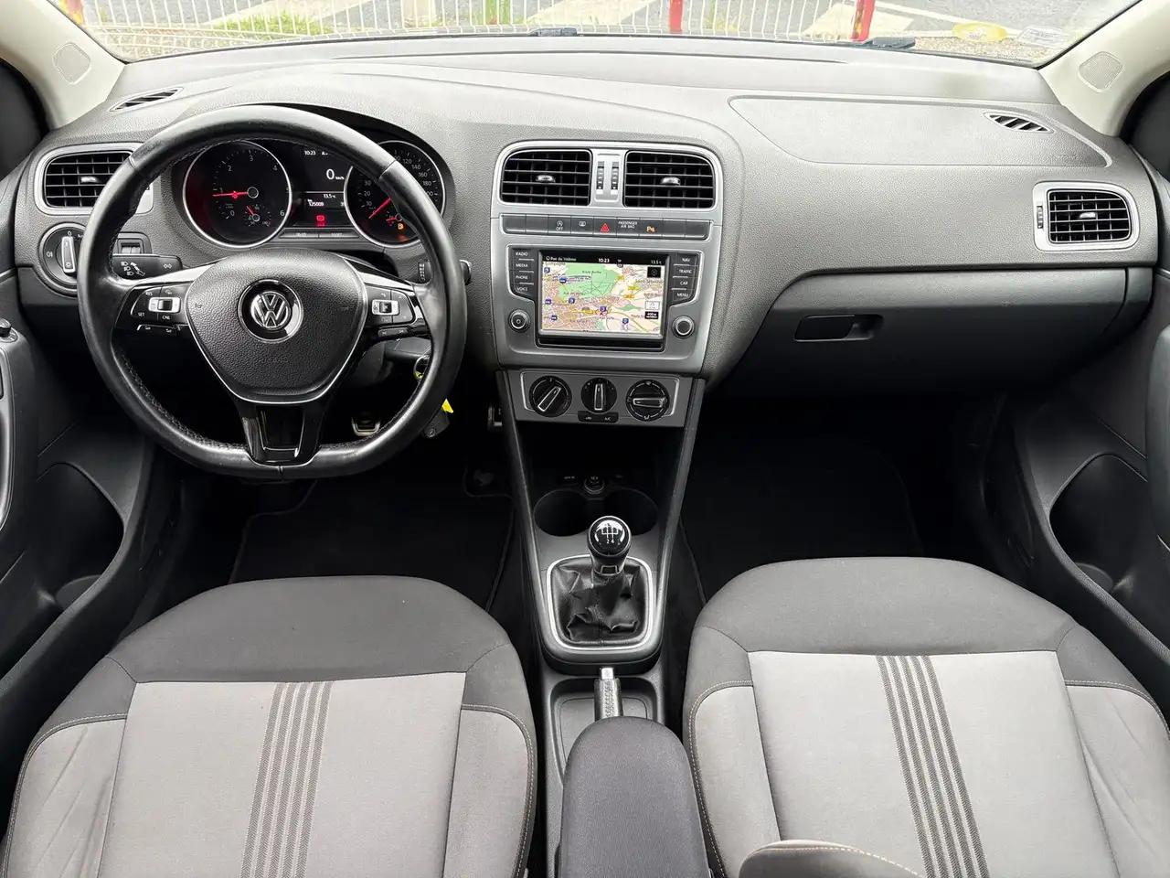 Volkswagen Polo Citadine 5 portes — photo 9